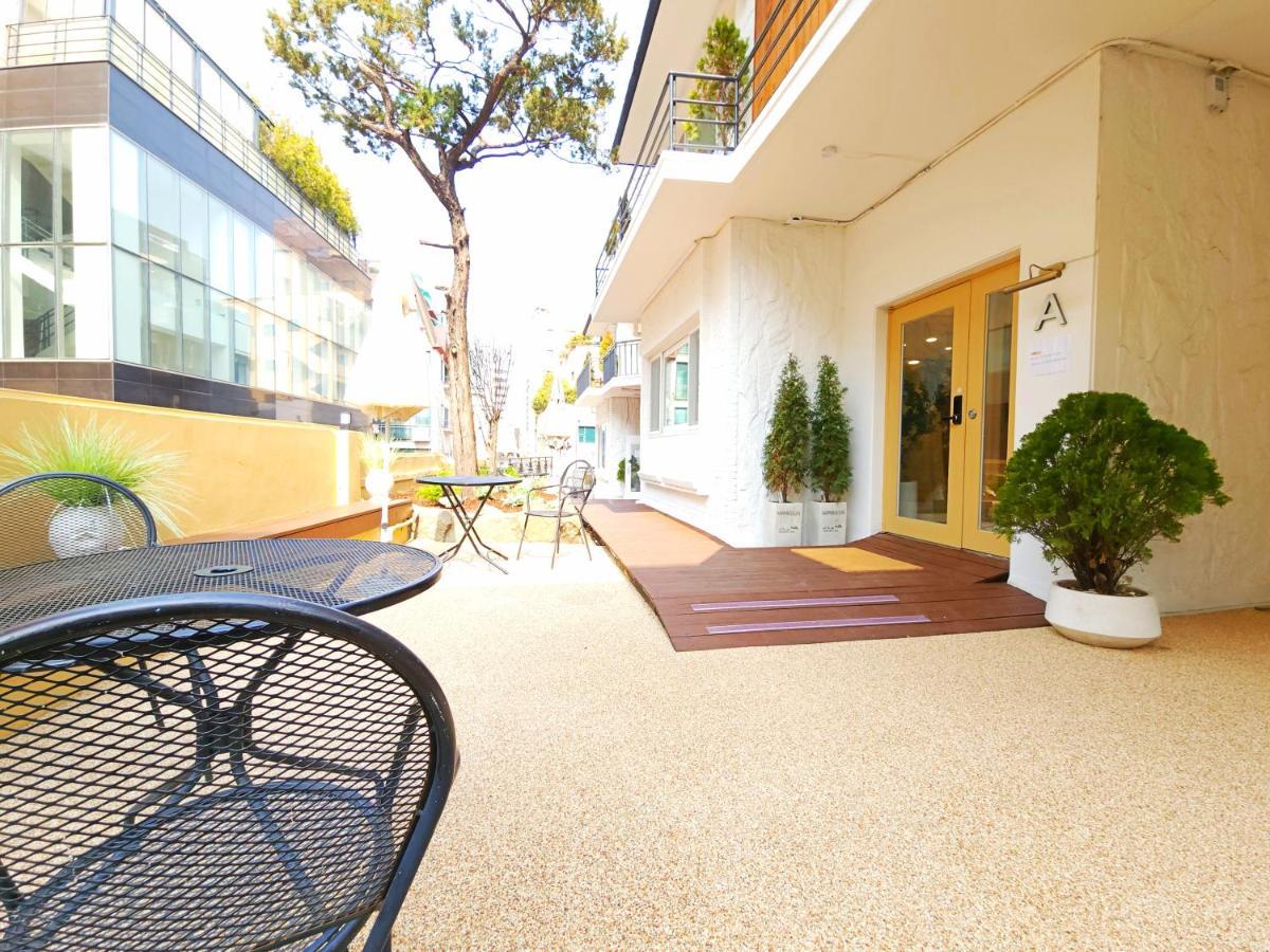 Oyo Myeongdong 5 Lodge Seoul Exterior foto