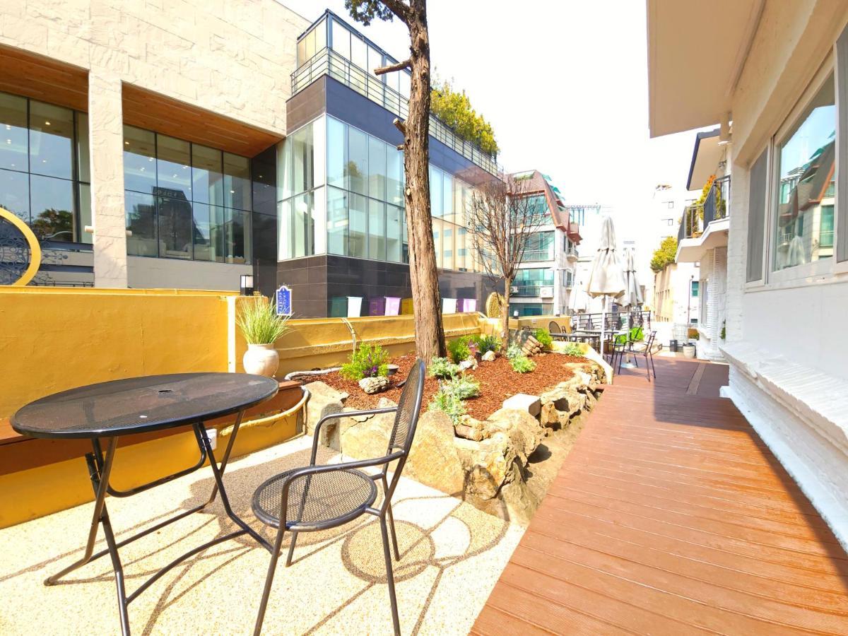 Oyo Myeongdong 5 Lodge Seoul Exterior foto