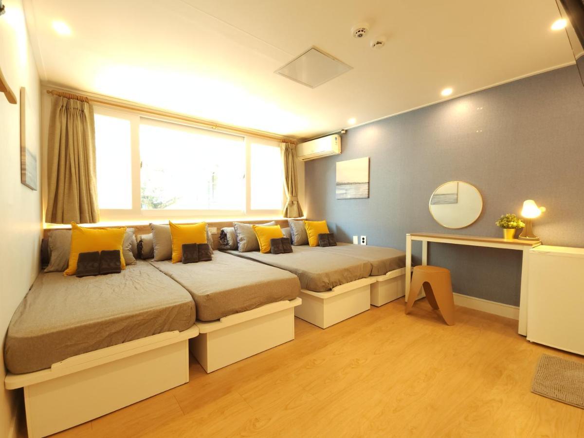 Oyo Myeongdong 5 Lodge Seoul Exterior foto